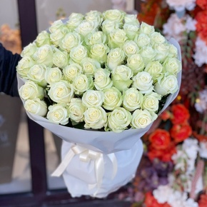 Букет 51 белая роза (50 см) в Электростали
