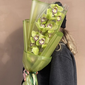 Букет из лаймовой орхидеи в Электростали
