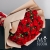 Букет 15 кустовых красных роз в Электростали Букет 15 кустовых красных роз в Электростали