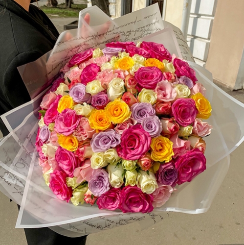 Букет "Bubble gum" из 101 розы микс (50 см) в Электростали